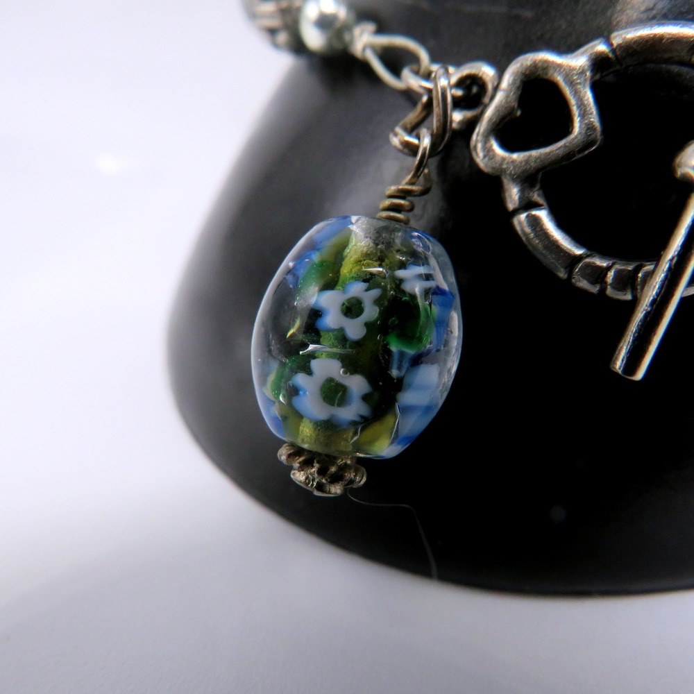 Blue Lampwork Floral Glass Bead Bracelet Silver Tone Filigree Heart Toggle 8.5in